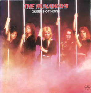 THE RUNAWAYS - Queens Of Noise (해설지)